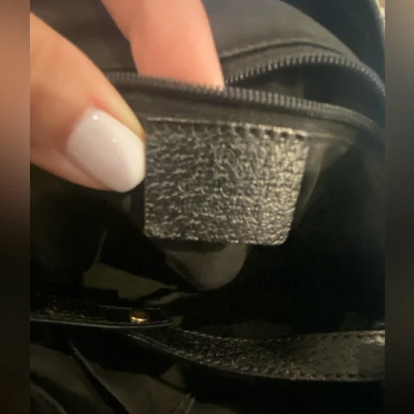 Gucci Black Designer Handbag - Picture 14 of 16